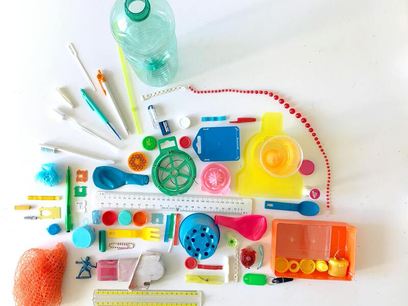 Workshop plastic painting