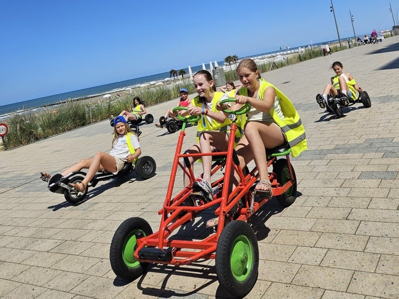 De Mol: Hawaiian Beach