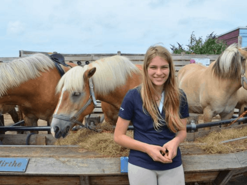 Activak jeugdvakanties – Paardrijden Rozet-brevet (11-15 jaar)