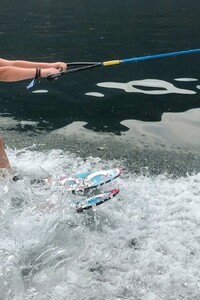 Multibeachkamp met waterski en wakeboard