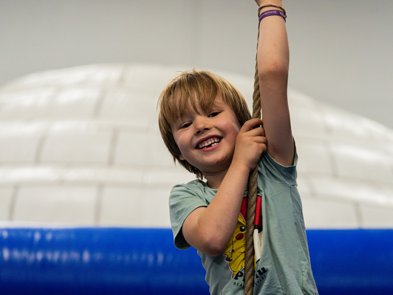 Young Obstacle Run