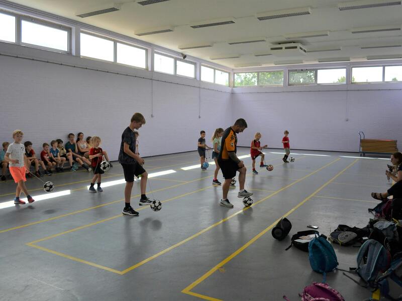Sportkamp zaalvoetbal/omnisport | Ballen & Shooters
