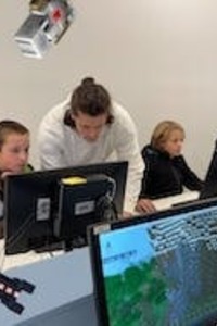 Minecraft Moon Game (3e-6e leerjaar)