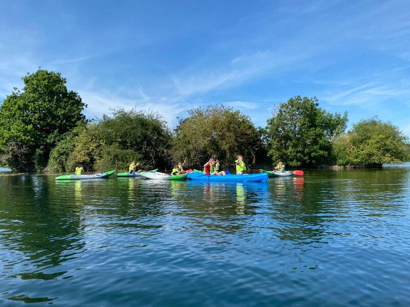 Ter land, ter zee en in de lucht (Doof&Jong) - Internaat