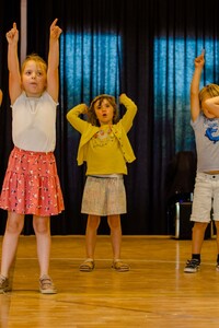 Musical: Achter De Regenboog