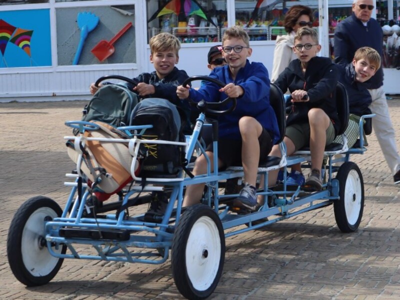 Taalweek: English on the beach