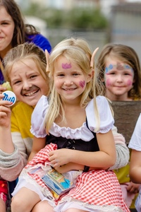 Theater: Hashtag Helden