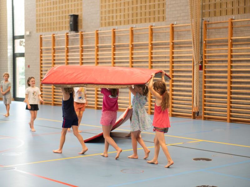 Sportkamp met gym en trampoline