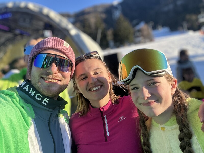 S051+ Leef je uit in de sneeuw