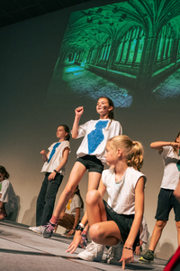 Musical: Back To The Past