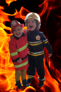 Brandweerkamp: De jungle staat in brand