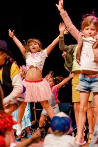 Musical: Back To The Past