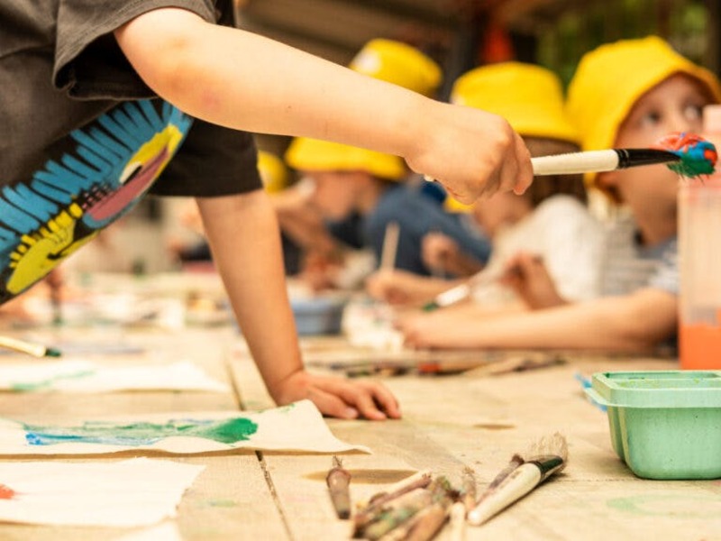 Sierlijke streken van Picasso kamp