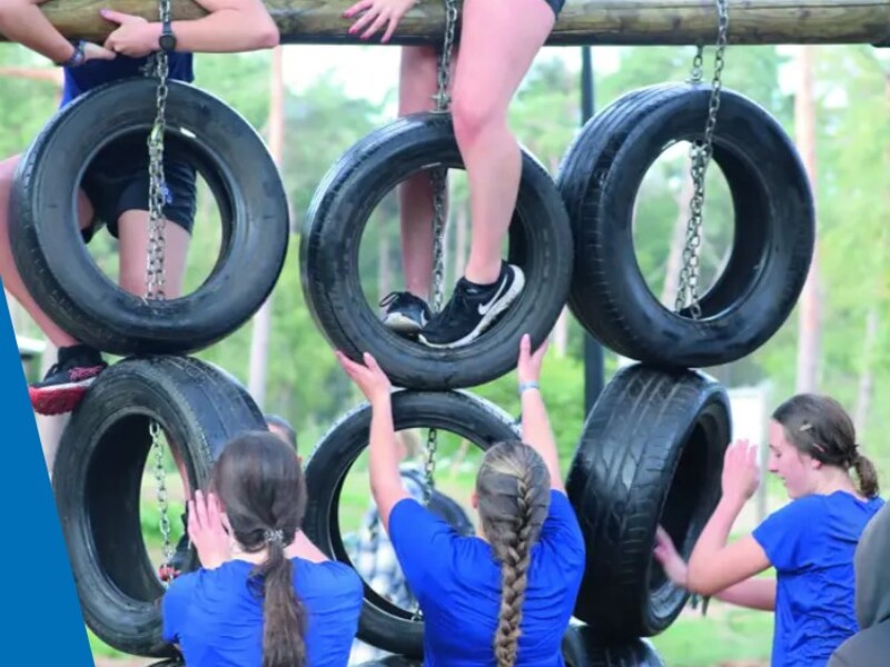 Obstacle Splash Expedition