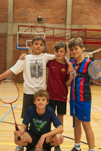 Sportkamp met zwem, hockey, volley, basket