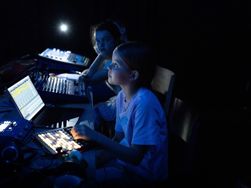 ATELIER ZOMERVAKANTIE - Geluid