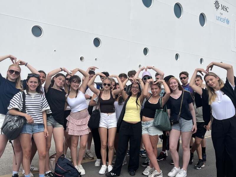 CR012 Bienvenue à bord