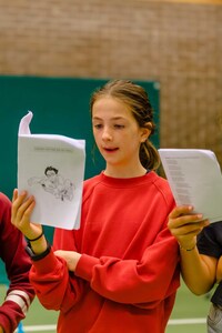 Theater: Licht Uit, Spot Aan!